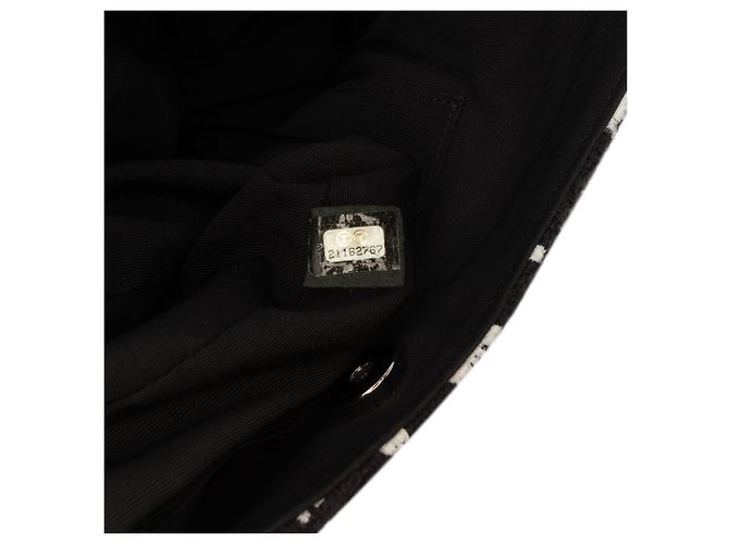 Chanel Nero CC Tweed Schizzi di Vernice Flap - vista 6