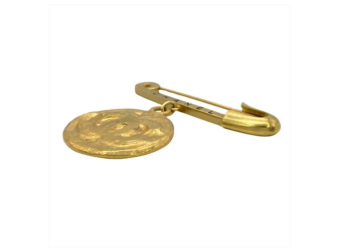 Timeless Spilla con motivo di spilla di sicurezza Coco Mark di Chanel D'oro - vista 4