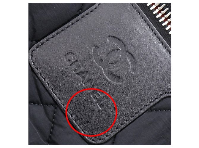 Borsa Boston trapuntata Cocoon di CHANEL Nero - vista 17