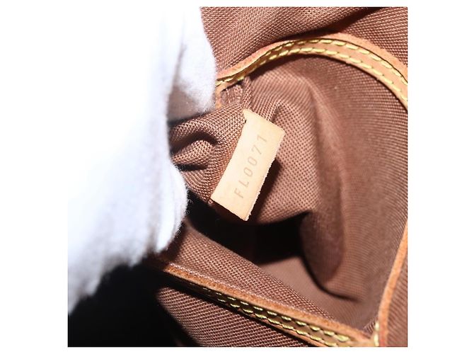 Louis Vuitton Alma Monogram Canvas PM Marrone - vista 6