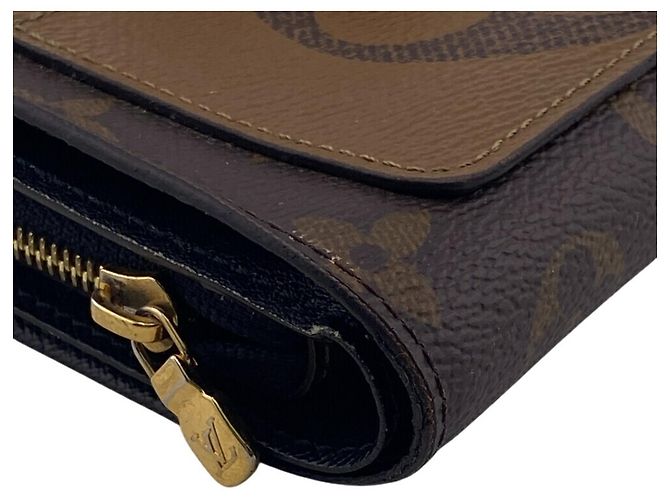 Louis Vuitton Monogram Reverse Bi-fold Wallet Brown - view 4