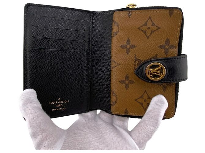 Louis Vuitton Monogram Reverse Bi-fold Wallet Brown - view 7