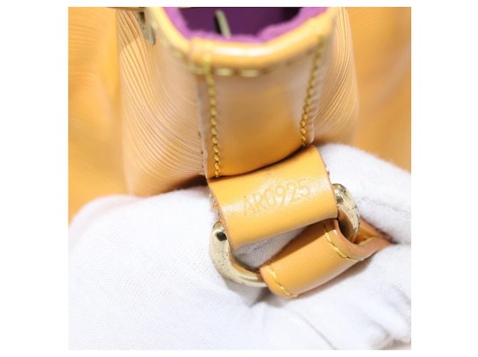 Noe Borsa Noé Louis Vuitton in pelle Epi grande Giallo - vista 6