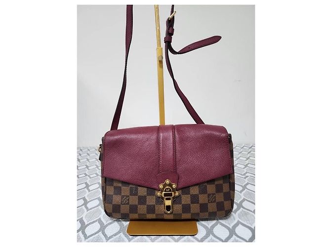Gucci Borsa a Spalla Clapton PM Damier Ebene Louis Vuitton Marrone/Vino - vista 4