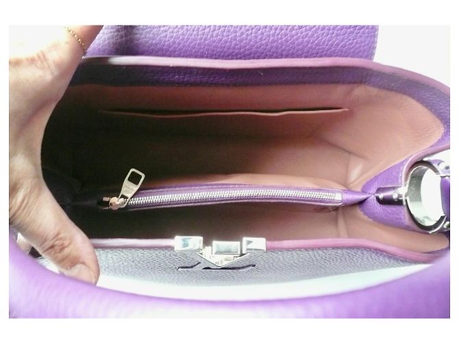 LOUIS VUITTON BORSA LV CAPUCINES PELLE TAURILLON CLEMENCE VIOLA ECCELLENTE CONDIZIONE MM Porpora - vista 8