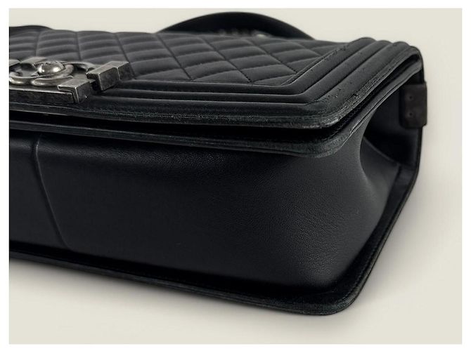 Chanel Boy medio vintage in pelle di agnello nera Nero - vista 11