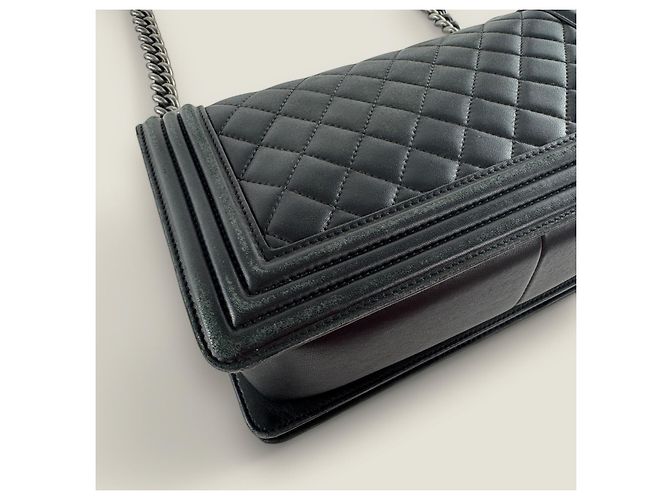 Chanel Boy medio vintage in pelle di agnello nera Nero - vista 12