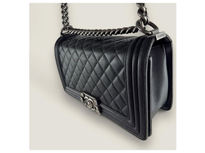 Chanel Boy medio vintage in pelle di agnello nera Nero - vista 3