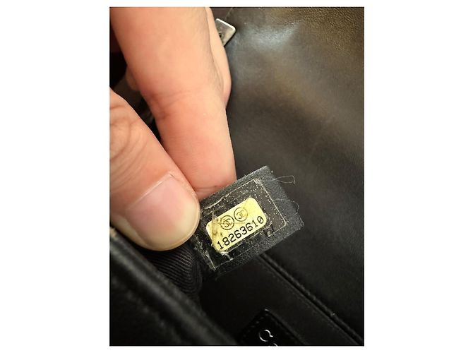 Chanel Boy medio vintage in pelle di agnello nera Nero - vista 9