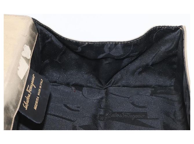Borsa a mano Gancini in pelle Salvatore Ferragamo oro Auth BA10111 D'oro - vista 18