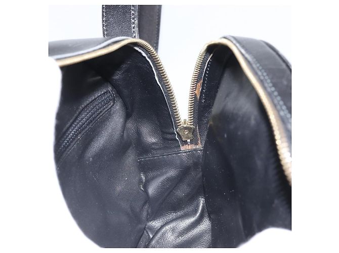 Borsa a Spalla CÉLINE Circle in Pelle Nera e Oro Auth 171411V Nero D'oro - vista 20