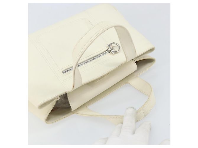 Borsa a mano in pelle bianca e argento Salvatore Ferragamo Auth BA9927 Bianco - vista 6