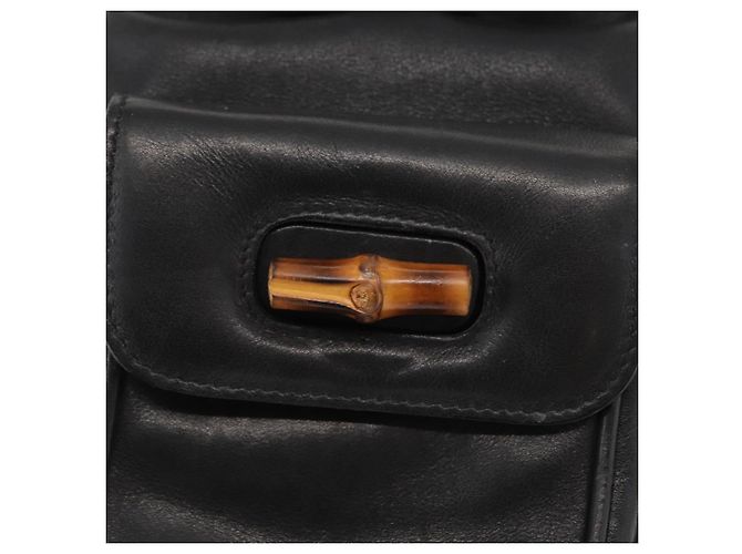 Zaino in Pelle Gucci Bamboo Nero Oro 003 2058 0030 Auth gh1708 - vista 19