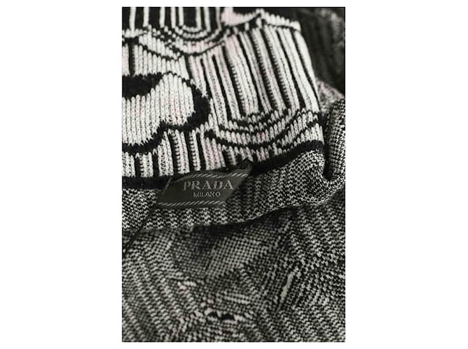 Prada Pull noir - vue 3