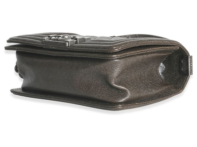 Borsa piccola Boy in caviar trapuntato marrone di Chanel - vista 6
