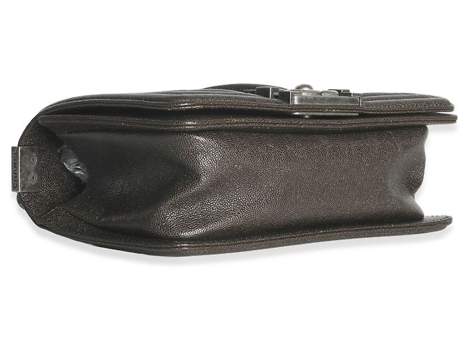Borsa piccola Boy in caviar trapuntato marrone di Chanel - vista 7