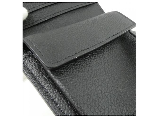Billetera Compacta Lowkey Louis Vuitton Negro - vista 6