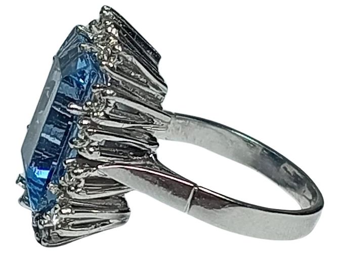 Autre Marque Anillo Topacio azul y orla de brillantes ORO BLANCO 18K - vista 5