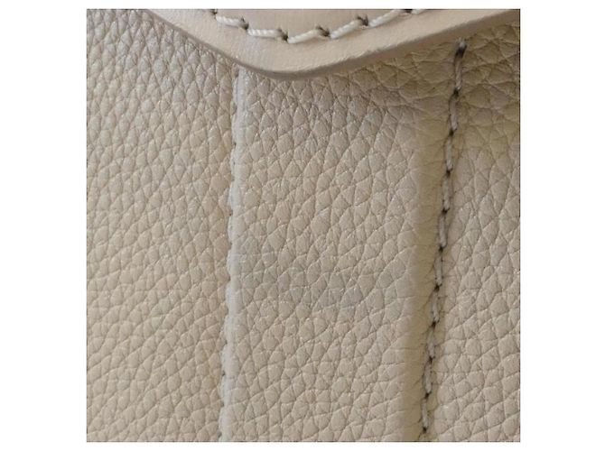 Borsa Louis Vuitton Rose des Vents MM Crudo - vista 5