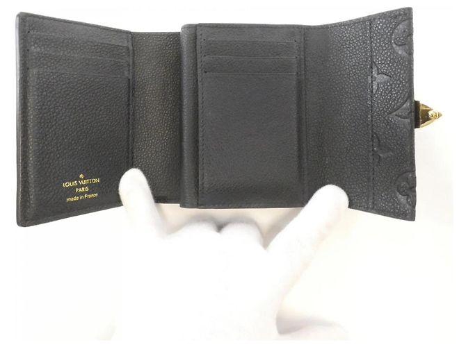 Metis Compact Wallet aus Monogram Empreinte von Louis Vuitton Schwarz - Ansicht 5
