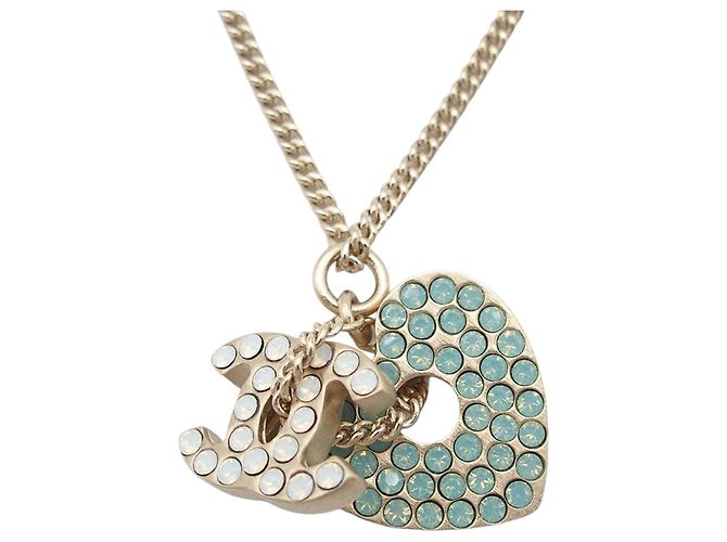 Collana pendente a forma di cuore e logo CC in strass placcato oro di Chanel D'oro - vista 3