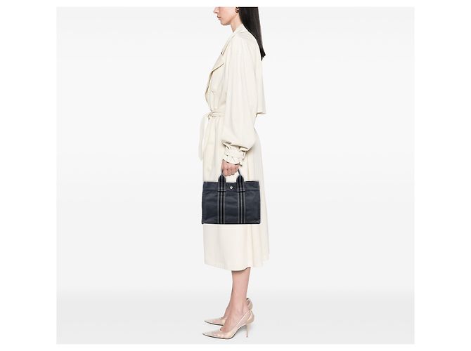 Hermès Bolsa Fourre Tout PM en Lona Negra Negro - vista 7