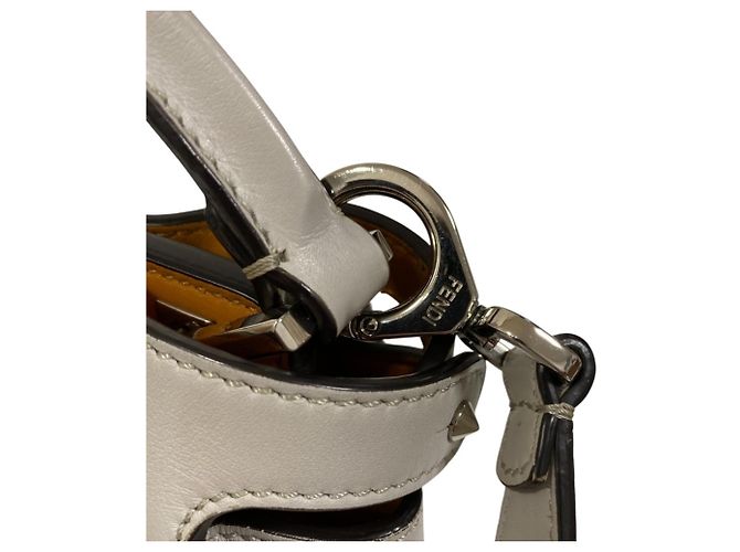 Borsa Fendi Peekaboo Iconic Essential 2-in-1 grigia Marrone - vista 20