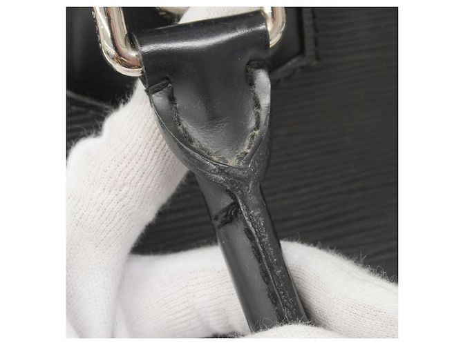 Borsa a mano Bowling Montaigne PM in Epi Louis Vuitton Nero - vista 10