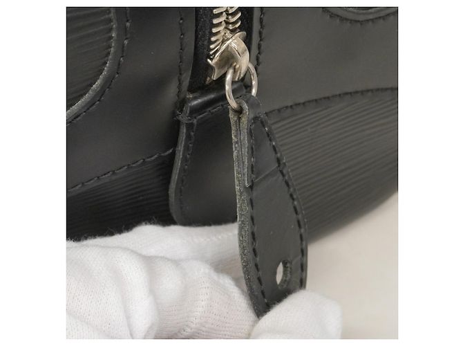 Borsa a mano Bowling Montaigne PM in Epi Louis Vuitton Nero - vista 13