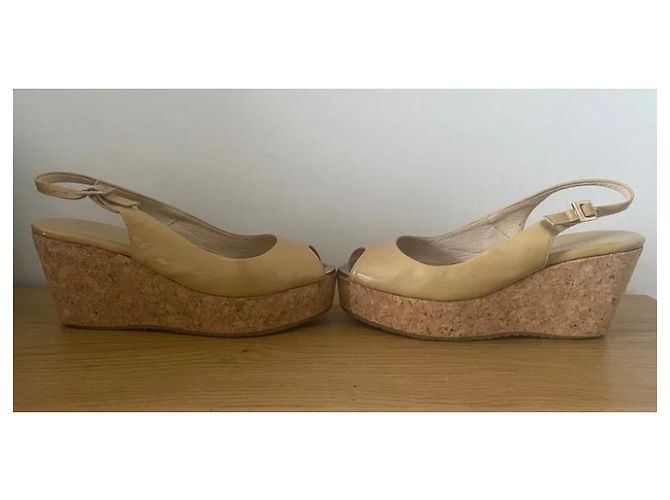 Sandali con zeppa Jimmy Choo in pelle verniciata beige - vista 3