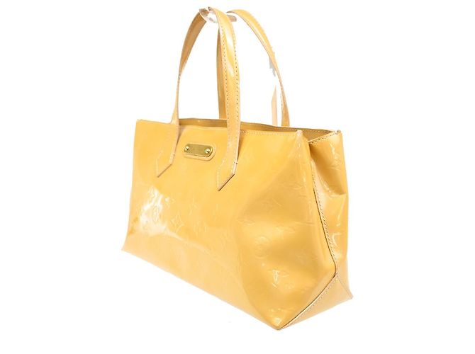 Louis Vuitton Wilshire Monogram Vernis PM Beige - vista 3