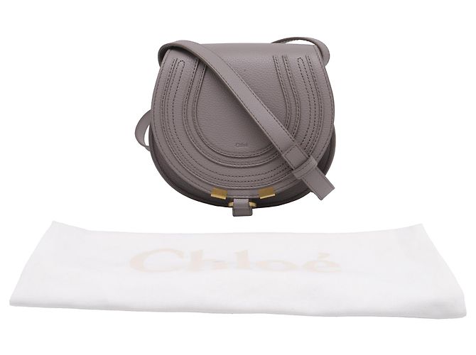 Bolso Chloé Marcie Saddle en cuero gris texturizado - vista 6