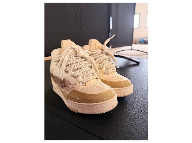 Sneakers Louis Vuitton LV SKATE Beige - vista 2