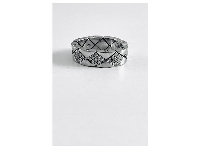 Anello Chanel Coco Crush in Oro Bianco e Diamanti - vista 2
