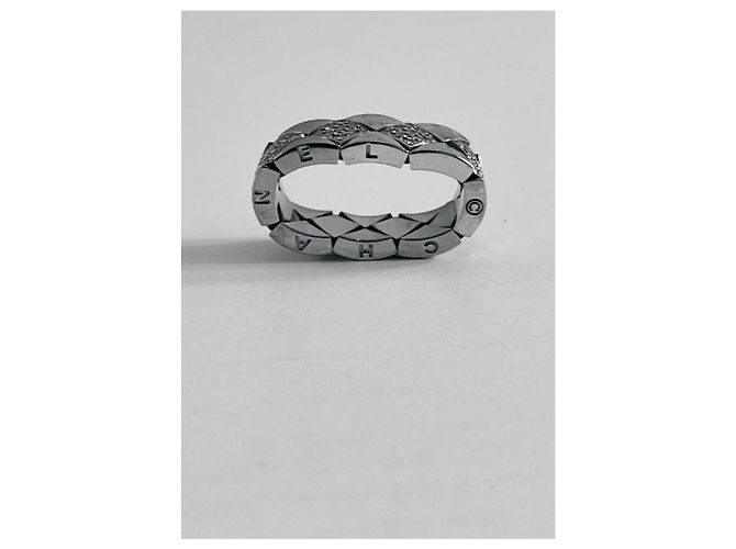 Anello Chanel Coco Crush in Oro Bianco e Diamanti - vista 3