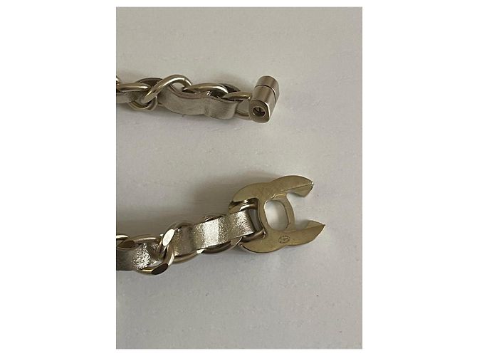 Chanel Collana CC Doppio Giro Pelle Argentata e Catena Oro Argento D'oro - vista 8