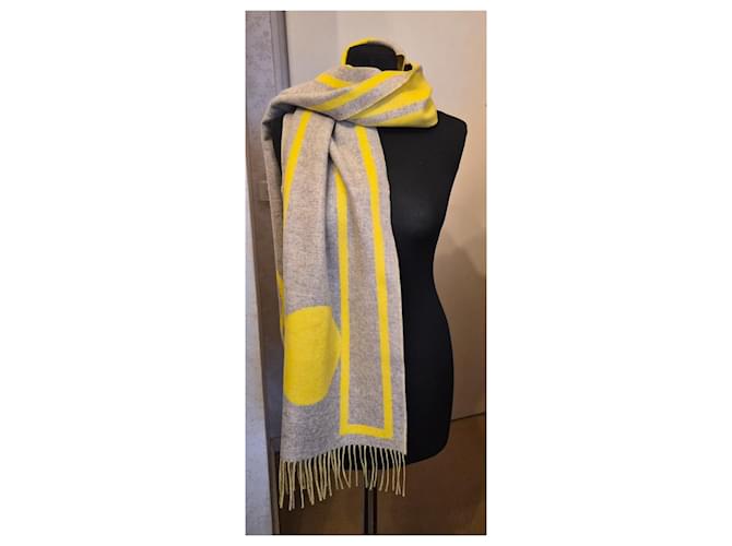 Sciarpa Hermès in Cashmere Giallo Oro - vista 7