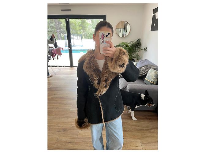 Autre Marque Chaqueta de cuero negro con cuello y puños de piel Castaño - vista 2