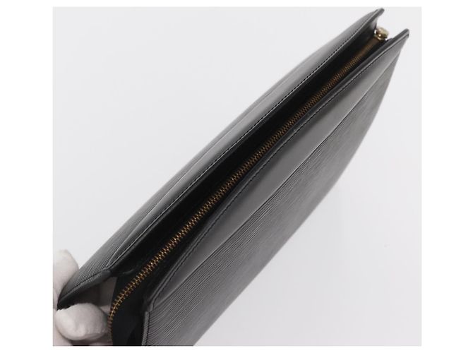LOUIS VUITTON Epi Trousse Crete Pouch Black M48402 LV Auth 170190 - view 5