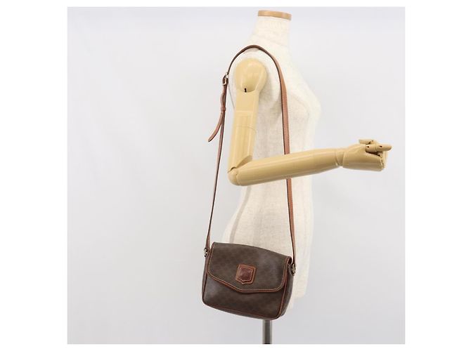 Céline Borsa a Spalla in Tela Macadam CELINE in Pelle PVC Marrone Oro Auth BA9922 D'oro - vista 23
