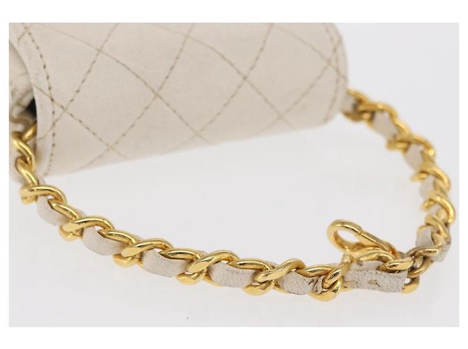 CHANEL Llavero Matelassé de Piel de Cordero Oro Blanco CC Auth bs33121 Dorado - vista 7