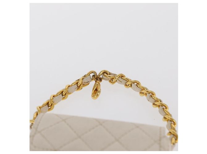 CHANEL Llavero Matelassé de Piel de Cordero Oro Blanco CC Auth bs33121 Dorado - vista 8