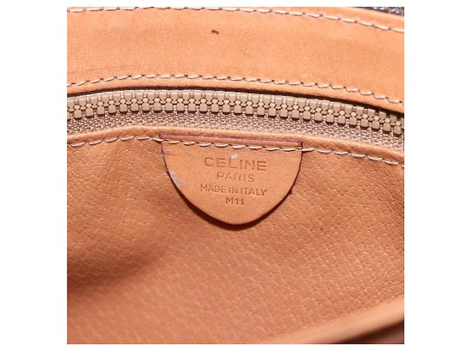 Céline CELINE Macadam Canvas Schultertasche aus PVC-Leder Braun Gold Auth ep13304 Golden - Ansicht 12