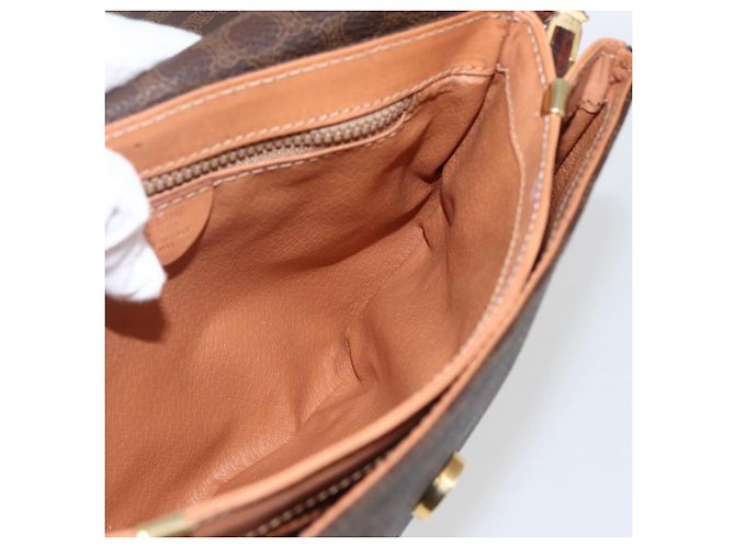 Céline CELINE Macadam Canvas Schultertasche aus PVC-Leder Braun Gold Auth ep13304 Golden - Ansicht 19