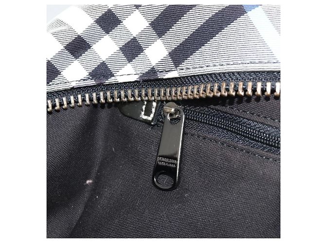 Borsa a mano Burberry Nova Check Blue Label in tela nera Auth 170426 Nero - vista 20