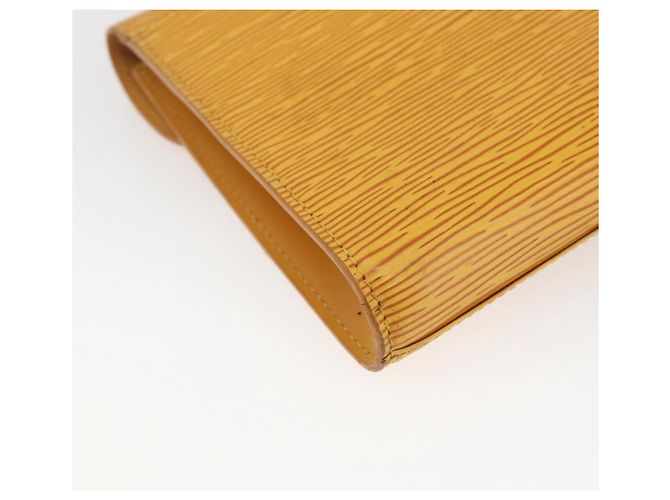 LOUIS VUITTON Clutch Art Déco Epi Giallo M52639 LV Auth 168163 - vista 16