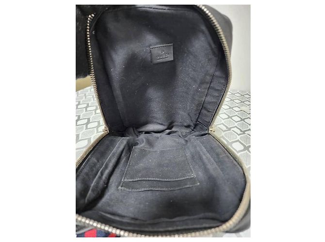Marsupio GG Supreme Monogram Web Gucci Nero/Grigio - vista 10