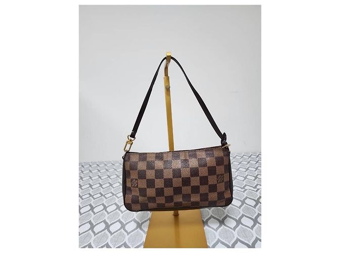 LOUIS VUITTON Pochette Bag Navona in Tela Damier Marrone - vista 11