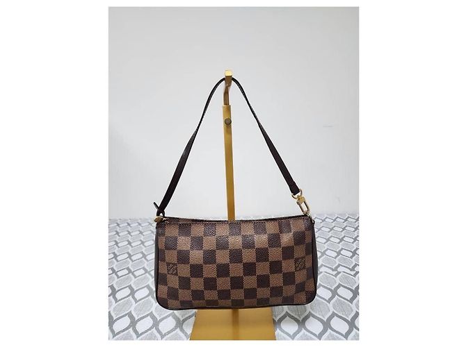 LOUIS VUITTON Pochette Bag Navona in Tela Damier Marrone - vista 3
