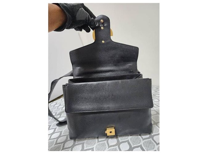 Borsa a spalla media Marmont in pelle martellata nera GUCCI Nero - vista 10